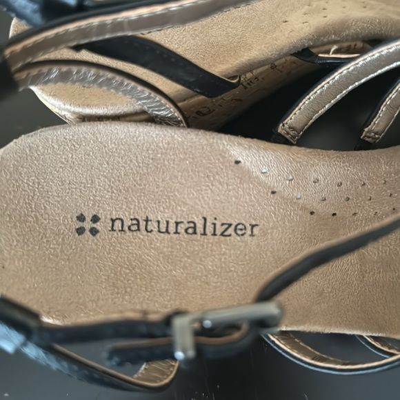 Naturalizer black wedge sandals - Picture 6 of 8